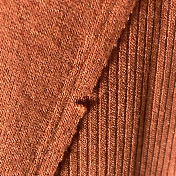 Soft Surroundings Burnt Orange V Neck Oversized Lightweight Sweater M - Picture 9 of 11